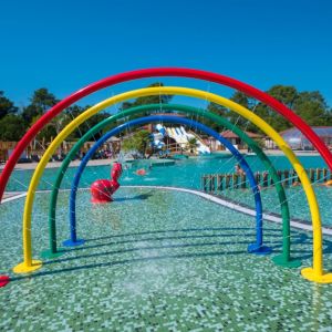 camping au lac de biscarrosse piscine jet d'eau